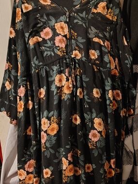 torrid Black Floral Zip-Front Tunic with Peach Blooms